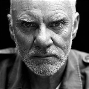 600full-malcolm-mcdowell.jpg